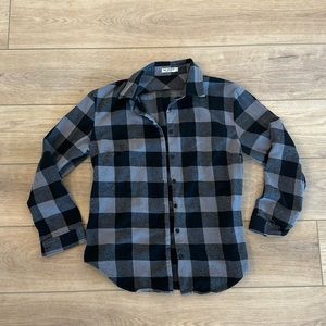 Guanyy Black and Grey Plaid Flannel Shirt